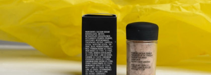 MAC Pigment Color Powder в оттенке Naked – пигмент для тех, кто любит нюды