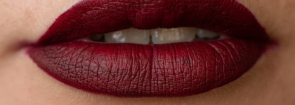 Остаться незамеченной? Только не с Huda Beauty