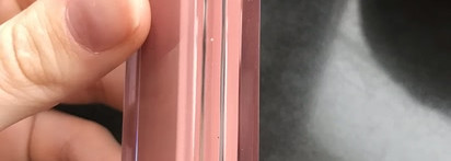 Битва нюдовых блесков для губ - свотчи, сравнение формул