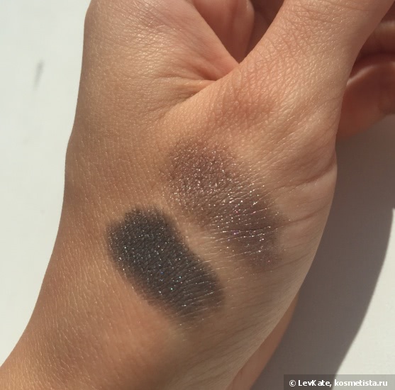 Кремовые тени для век Chanel Illusion D’Ombre Velvet в оттенке 106 Fleur de Pierre. Chanel Les Automnales Fall 2015 Collection