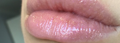 Блеск для губ «Интенсивное сияние» Chanel Levres Scintillantes Glossimer в оттенке 131 Mica