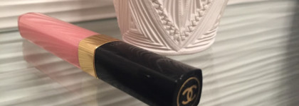 Блеск для губ «Интенсивное сияние» Chanel Levres Scintillantes Glossimer в оттенке 131 Mica