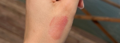 Блеск для губ Kiko Milano 3D Hydra Lipgloss в оттенке 17 Pearly Mauve