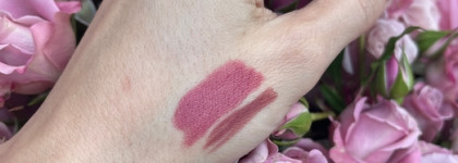 Помада, которая украла мое сердце: MAC Matte Lipstick в оттенке 608 Mehr
