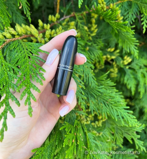 MINI MAC Matte Lipstick 611 Please me