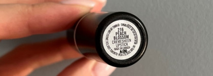 Капризный персик: МАС Cremesheen Lipstick в оттенке 216 Peach Blossom