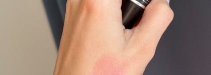 Капризный персик: МАС Cremesheen Lipstick в оттенке 216 Peach Blossom