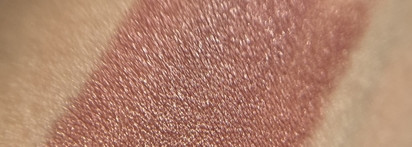 Еще один идеальный нюд: MAC Satin Lipstick Viva Glam II