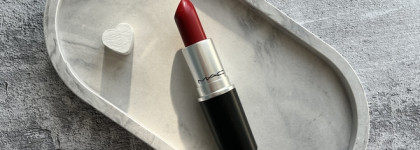 MAC Matte Lipstick в оттенках 603 Diva, 612 Russian Red