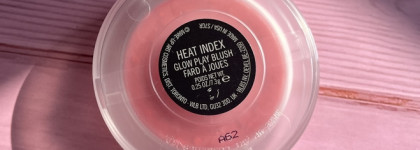 Румяна MAC Glow Play Blush в оттенке Heat Index