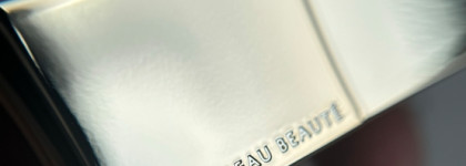 Clé de Peau Lipstick Satin-Sheen Luxe Color в оттенке 16 Erysimum