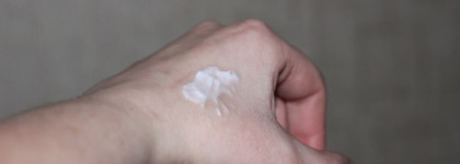 Зимний и летний друг Avene Cleanance K Cream-Gel and Avene Hydrance Optimale UV Legere Light Hydrating Cream SPF 20