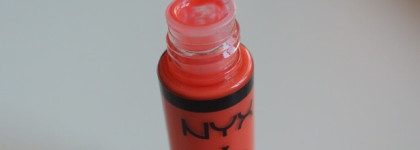 Увлажняющий блеск для губ NYX Butter Gloss Lipstick в оттенке Blg06 Peach Cobbler