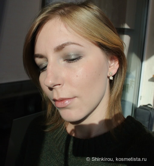 Кремовые тени Dior Diorshow Fusion Mono Long-Wear Professional Mirror-Shine Eyeshadow в оттенке #381 Millenium