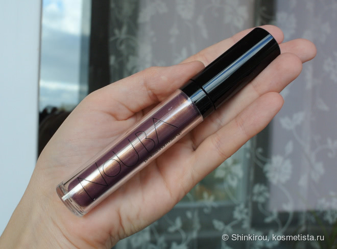 Nouba Lipshine Volume # 64