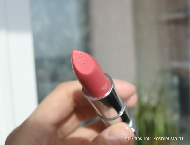 Rimmel Moisture Renew Sheer & Shine 200 Glow-rious Pink