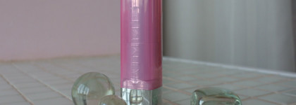 Rimmel Moisture Renew Sheer & Shine 200 Glow-rious Pink