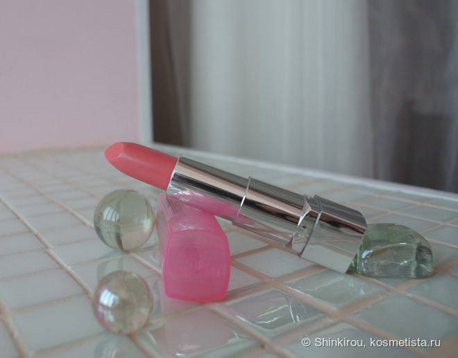 Rimmel Moisture Renew Sheer & Shine 200 Glow-rious Pink