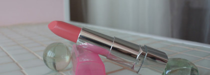 Rimmel Moisture Renew Sheer & Shine 200 Glow-rious Pink