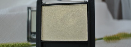 Still Solo Performance compact super glossy eye-shadow #101 и #103