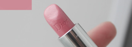Если вы в поисках розового нюда, тогда вам сюда Rouge Dior Nude Lip Blush Voluptous Care № 263 Swan  и Estee Lauder Pure Color Envy Sculpting Lipstick  № 120 Desirable