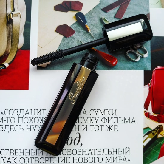 Дьявольски объёмные ресницы на грани «паучьих лапок» с тушью Cils D'Enfer So Volume от Guerlain (оттенок 01 Noir)