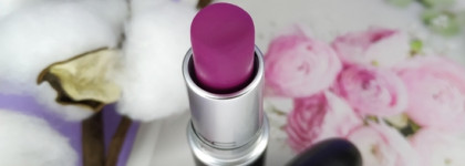 Матовая помада MAC Retro Matte Lipstick в оттенке Flat Out Fabulous