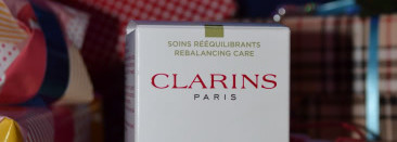 В Новый Год с красивой кожей вместе с маслом Лотоса от Clarins