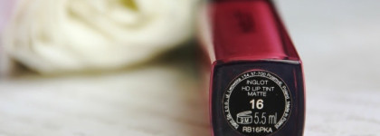 Невероятно, но факт - матовый тинт Inglot HD Lip Tint Matte (#16) обошел в списке моих фаворитов даже знаменитую NouBa Millebaci