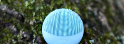 Массаж или очищение? Есть решение: силиконовые ультразвуковые щёточки Foreo Luna Fofo и PMD Clean