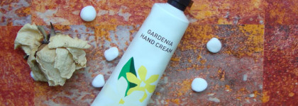 Букет гардений: крем для рук Innisfree Gardenia Hand Cream