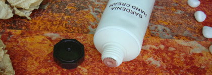 Букет гардений: крем для рук Innisfree Gardenia Hand Cream