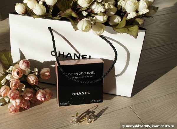 Камелии в цвету Chanel Jardin De Chanel Blush Camelia Rose