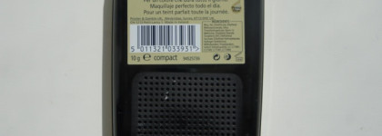 Компактный Тональный Крем - Пудра Max Factor Facefinity Compact Foundation SPF 15, в оттенке 02 Ivory