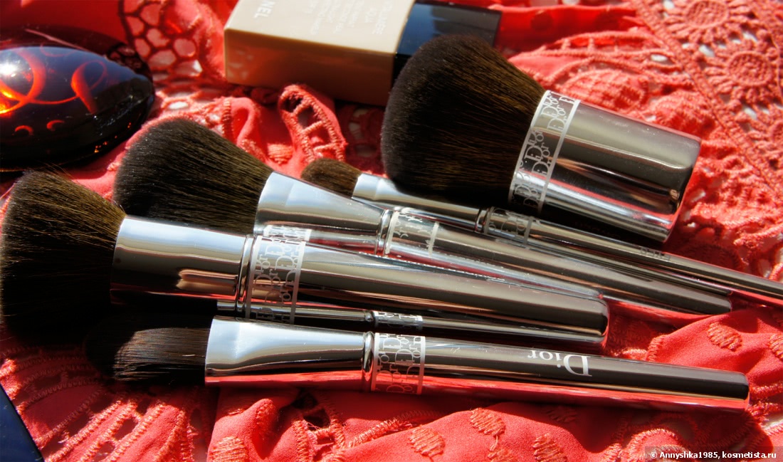 Серебристые Красавицы. Dior Backstage Makeup Brushes