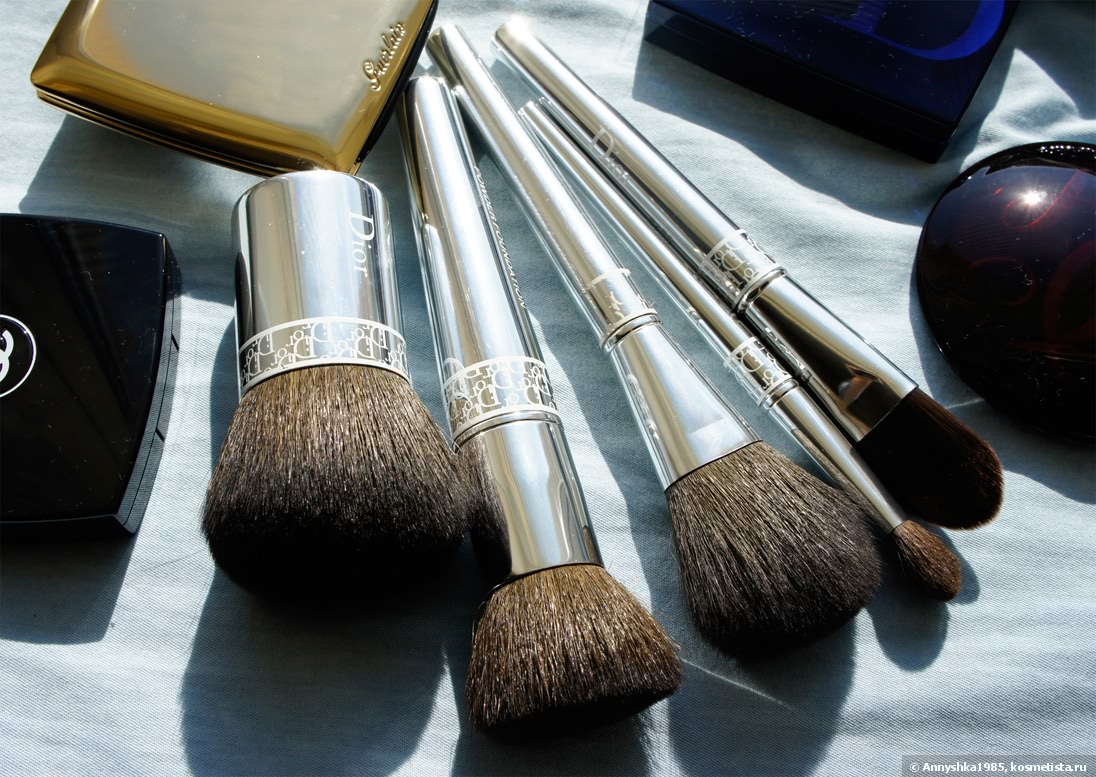 Серебристые Красавицы. Dior Backstage Makeup Brushes