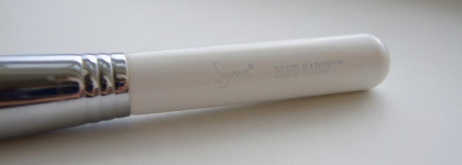 Любовь с первого взгляда с Sigma 3Dhd® Kabuki Brush