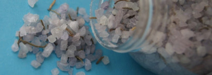 Слезы моря и очарование розмарина - все это о соли для ванн от AlpStories c розмарином