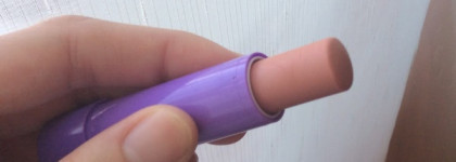 Две милашки в моей косметичке Maybelline New York Baby Lips Moisturizing Lip Balm Персик и Маракуйя