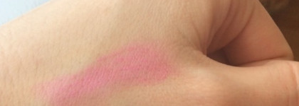 Две милашки в моей косметичке Maybelline New York Baby Lips Moisturizing Lip Balm Персик и Маракуйя