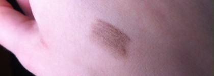 Карандаш для бровей BeYu Eye Brow Definer оттенок #4