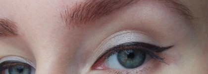 Dior Diorshow Mono Kingdom Of Colors Wet&Dry BackStage Eyeshadow в оттенке 45 Fairy Grey