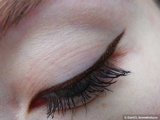 Коричневое золото Maybelline Eyestudio Lasting Drama gel eyeliner 24h в оттенке #02 Brown