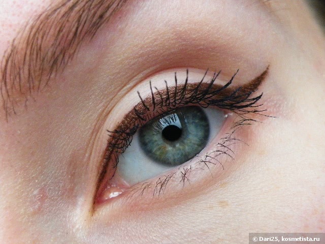 Коричневое золото Maybelline Eyestudio Lasting Drama gel eyeliner 24h в оттенке #02 Brown