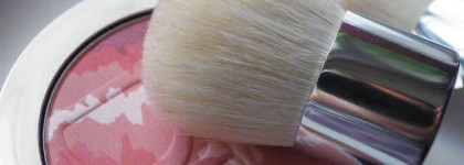 Нежнее нежного с румянами Dior Diorskin Nude Tan Tie Dye Edition Blush Harmony With Kabuki Brush оттенок 001 Pink Sunrise