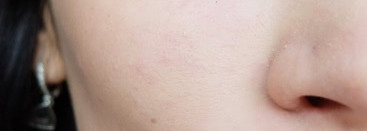 Клубничное настроение с блеском от Lumene Wild Rose Creme Lip Gloss Winter Talvi