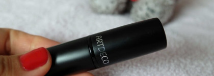 Матовая роскошь с Artdeco Perfect Mat Lipstick оттенок  Dark Hibiscus