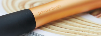 Кисть для пудры Real Techniques by Samantha Chapman Your base/flawless Powder brush