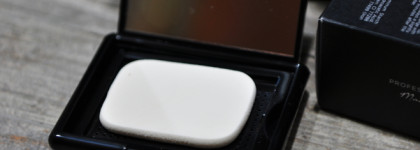 Нубский пост или пробую продукты Nouba: компактная пудра-основа Noubamat в оттенке 56 и бронзер Bronzing powder Earth Powder в оттенке 3