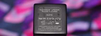 Кому холодненького? или Nars Audacious Lipstick в оттенке Kate